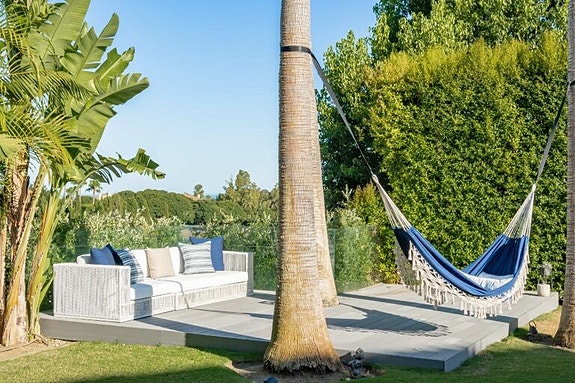 En megler med gode referanser - SPANIA1.no