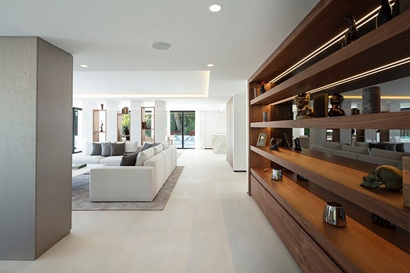 En megler med gode referanser - SPANIA1.no