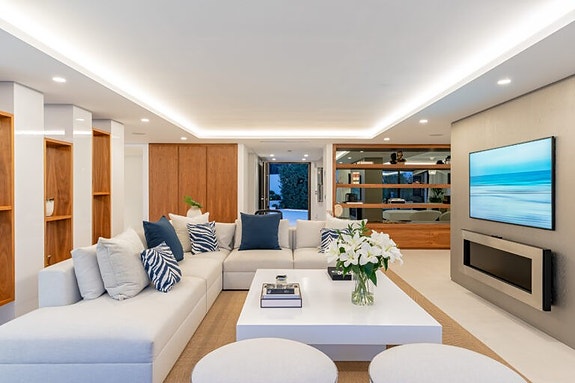 En megler med gode referanser - SPANIA1.no