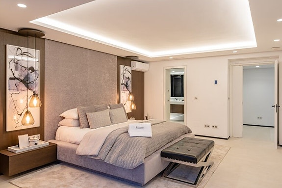 En megler med gode referanser - SPANIA1.no