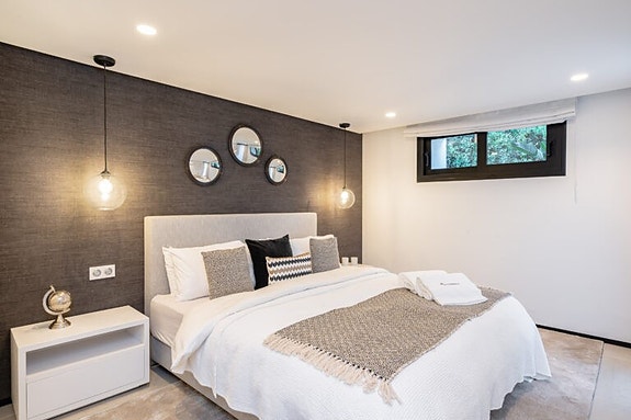 En megler med gode referanser - SPANIA1.no