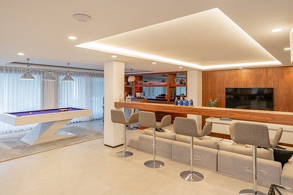 En megler med gode referanser - SPANIA1.no