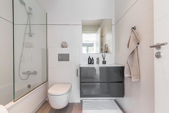 En megler med gode referanser - SPANIA1.no