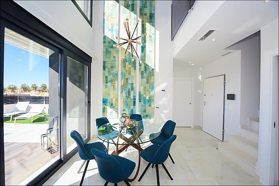 En megler med gode referanser -  SPANIA1.no