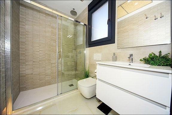 En megler med gode referanser -  SPANIA1.no