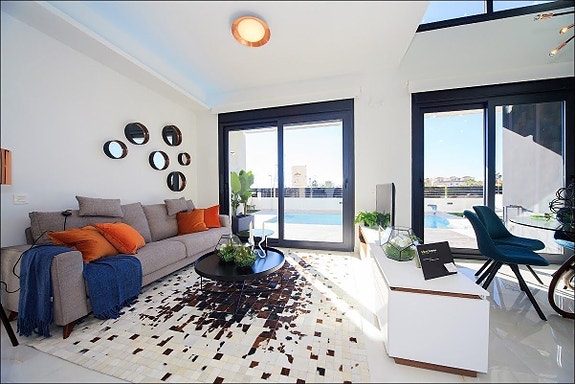 En megler med gode referanser -  SPANIA1.no