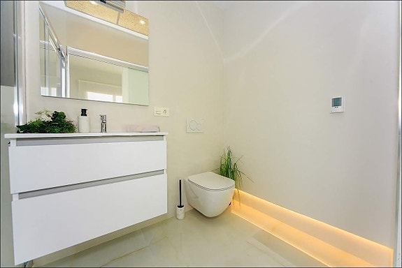 En megler med gode referanser -  SPANIA1.no