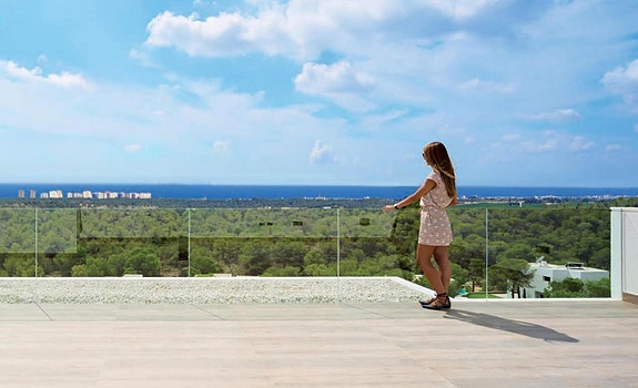 En megler med gode referanser - SPANIA1.no