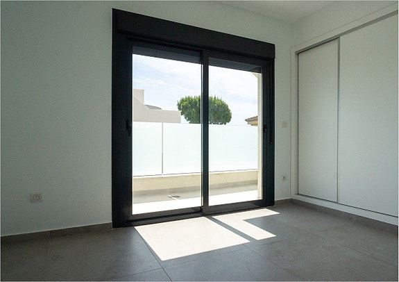 En megler med gode referanser - SPANIA1.no