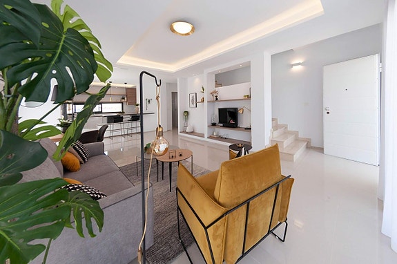 En megler med gode referanser -  SPANIA1.no