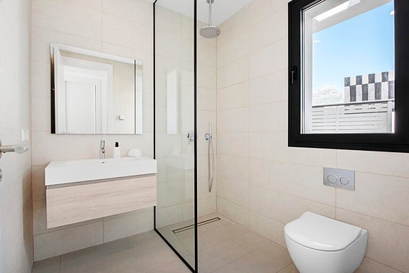 En megler med gode referanser - SPANIA1.no