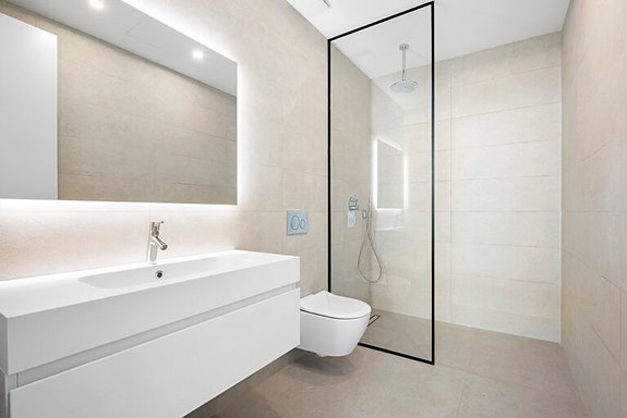 En megler med gode referanser - SPANIA1.no