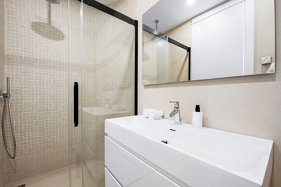 En megler med gode referanser - SPANIA1.no