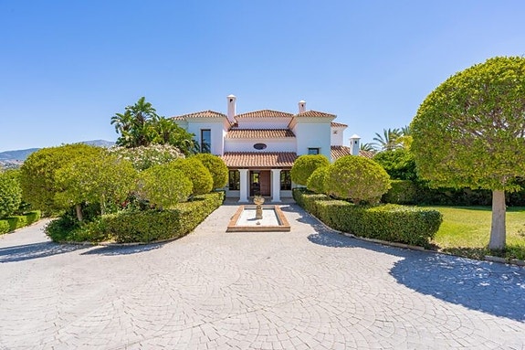 En megler med gode referanser - SPANIA1.no