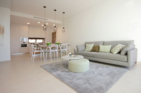 En megler med gode referanser - SPANIA1.no