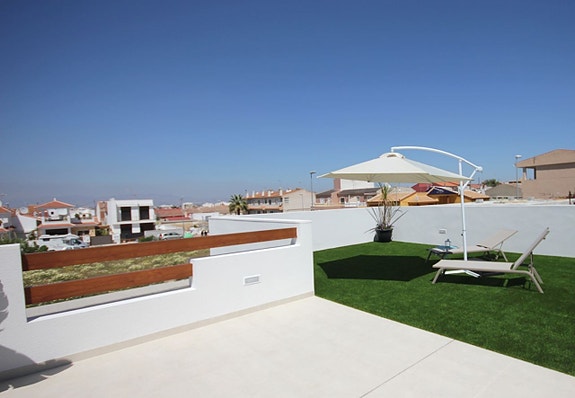 En megler med gode referanser - SPANIA1.no