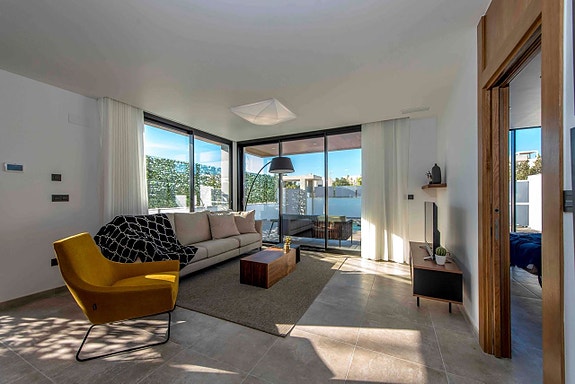 En megler med gode referanser -  SPANIA1.no