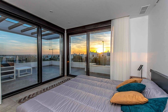 En megler med gode referanser -  SPANIA1.no