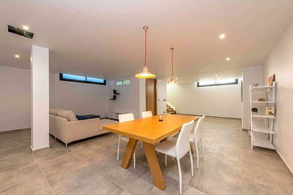 En megler med gode referanser -  SPANIA1.no