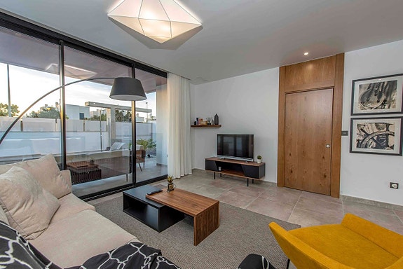 En megler med gode referanser -  SPANIA1.no