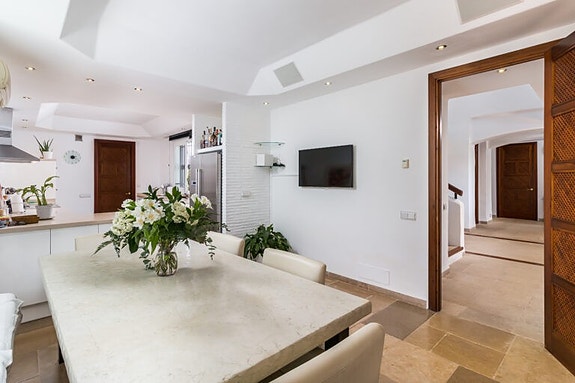 En megler med gode referanser - SPANIA1.no