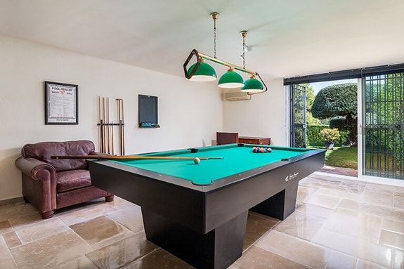 En megler med gode referanser - SPANIA1.no