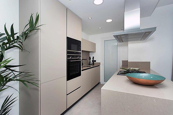 En megler med gode referanser - SPANIA1.no