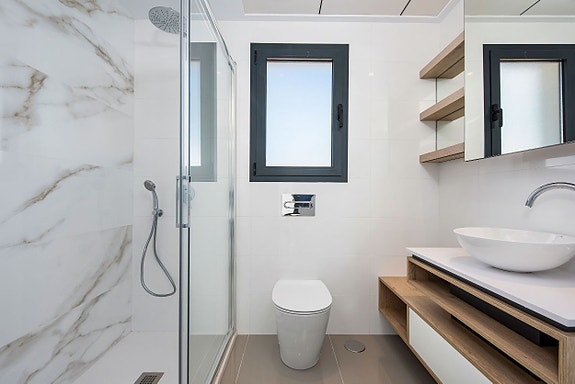 En megler med gode referanser -  SPANIA1.no