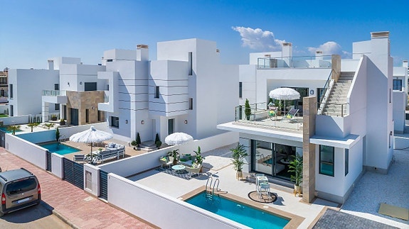 En megler med gode referanser -  SPANIA1.no