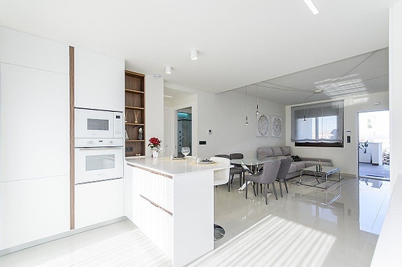 En megler med gode referanser - SPANIA1.no