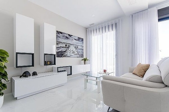 En megler med gode referanser - SPANIA1.no