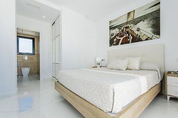 En megler med gode referanser - SPANIA1.no