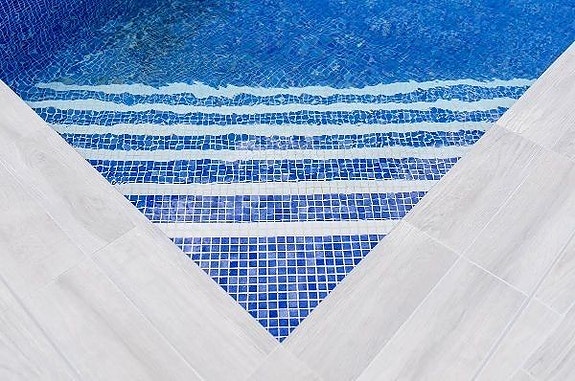 En megler med gode referanser - SPANIA1.no