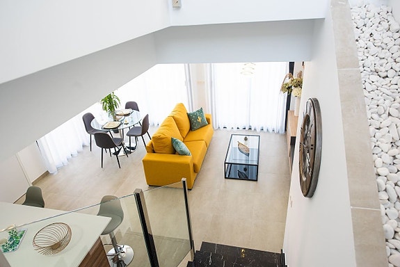 En megler med gode referanser -  SPANIA1.no