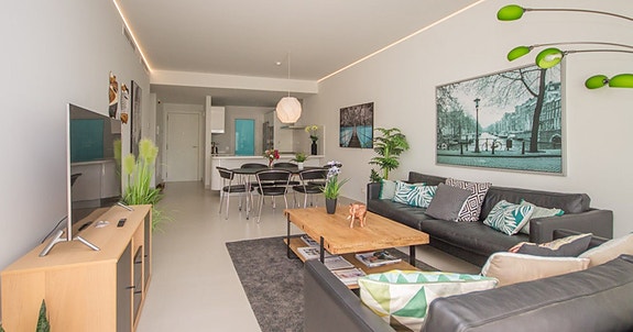 En megler med gode referanser - SPANIA1.no