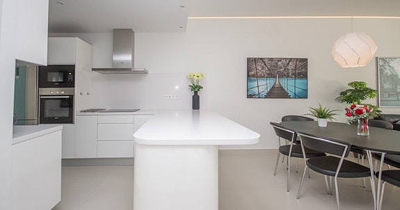 En megler med gode referanser - SPANIA1.no