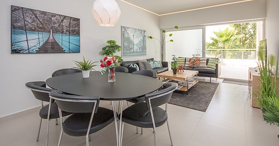 En megler med gode referanser - SPANIA1.no