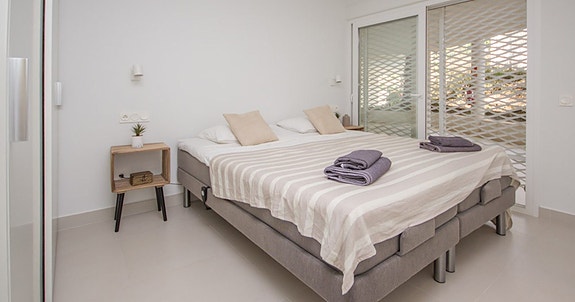 En megler med gode referanser - SPANIA1.no