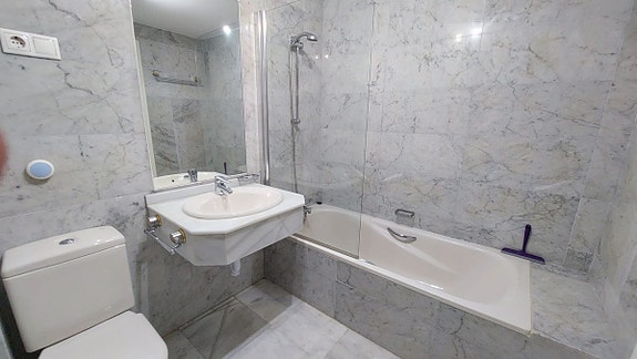 En megler med gode referanser - SPANIA1.no