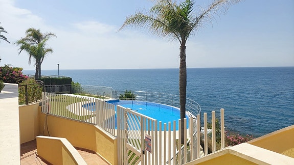 En megler med gode referanser - SPANIA1.no