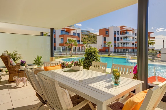 En megler med gode referanser -  SPANIA1.no