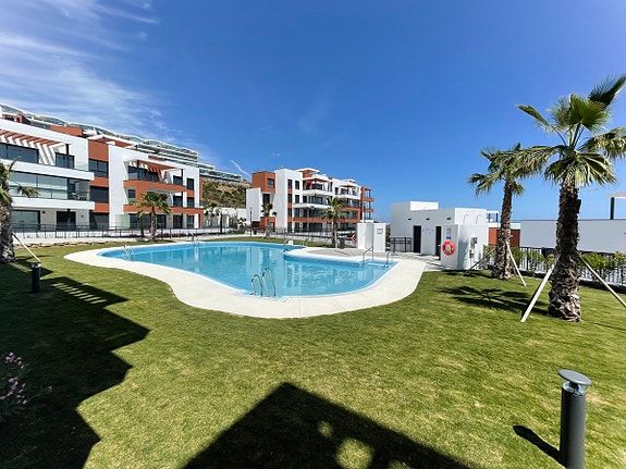 En megler med gode referanser -  SPANIA1.no