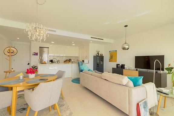 En megler med gode referanser -  SPANIA1.no