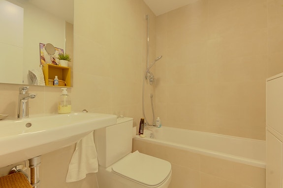 En megler med gode referanser -  SPANIA1.no