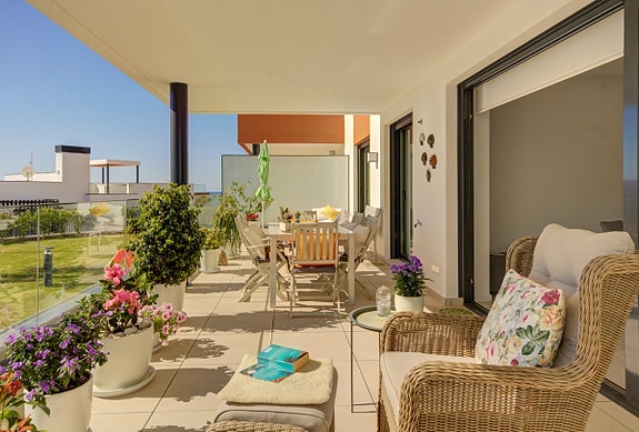 En megler med gode referanser -  SPANIA1.no