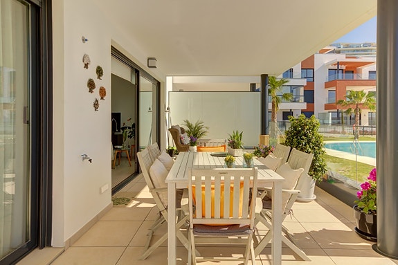 En megler med gode referanser -  SPANIA1.no