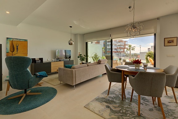 En megler med gode referanser -  SPANIA1.no