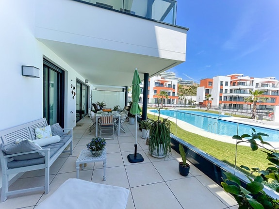 En megler med gode referanser -  SPANIA1.no