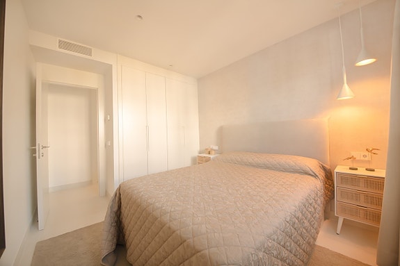 En megler med gode referanser - SPANIA1.no