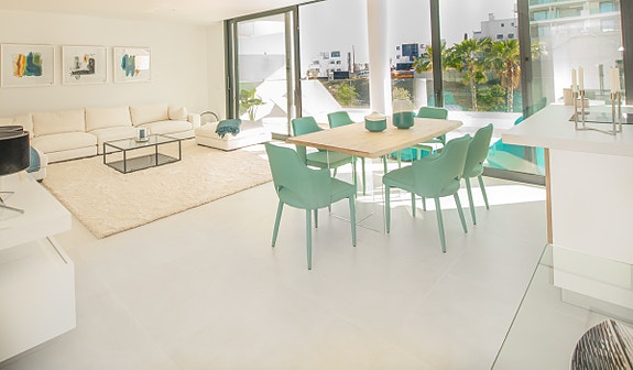 En megler med gode referanser - SPANIA1.no